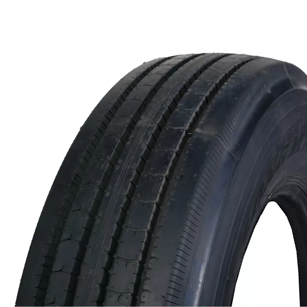 Грузовая шина 295/80 R22,5 Long March LM-216 18PR в Соликамске