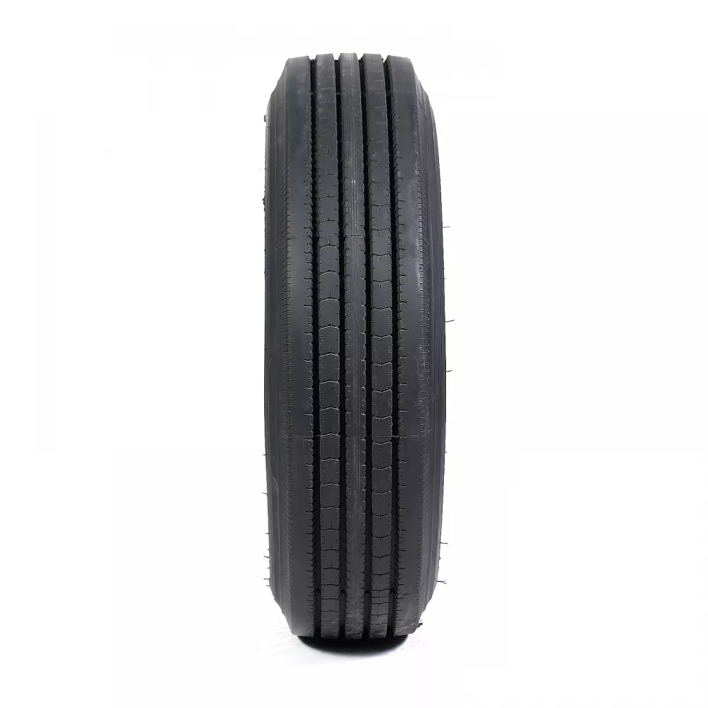 Грузовая шина 215/75 R17,5 Long March LM-216 16PR в Соликамске