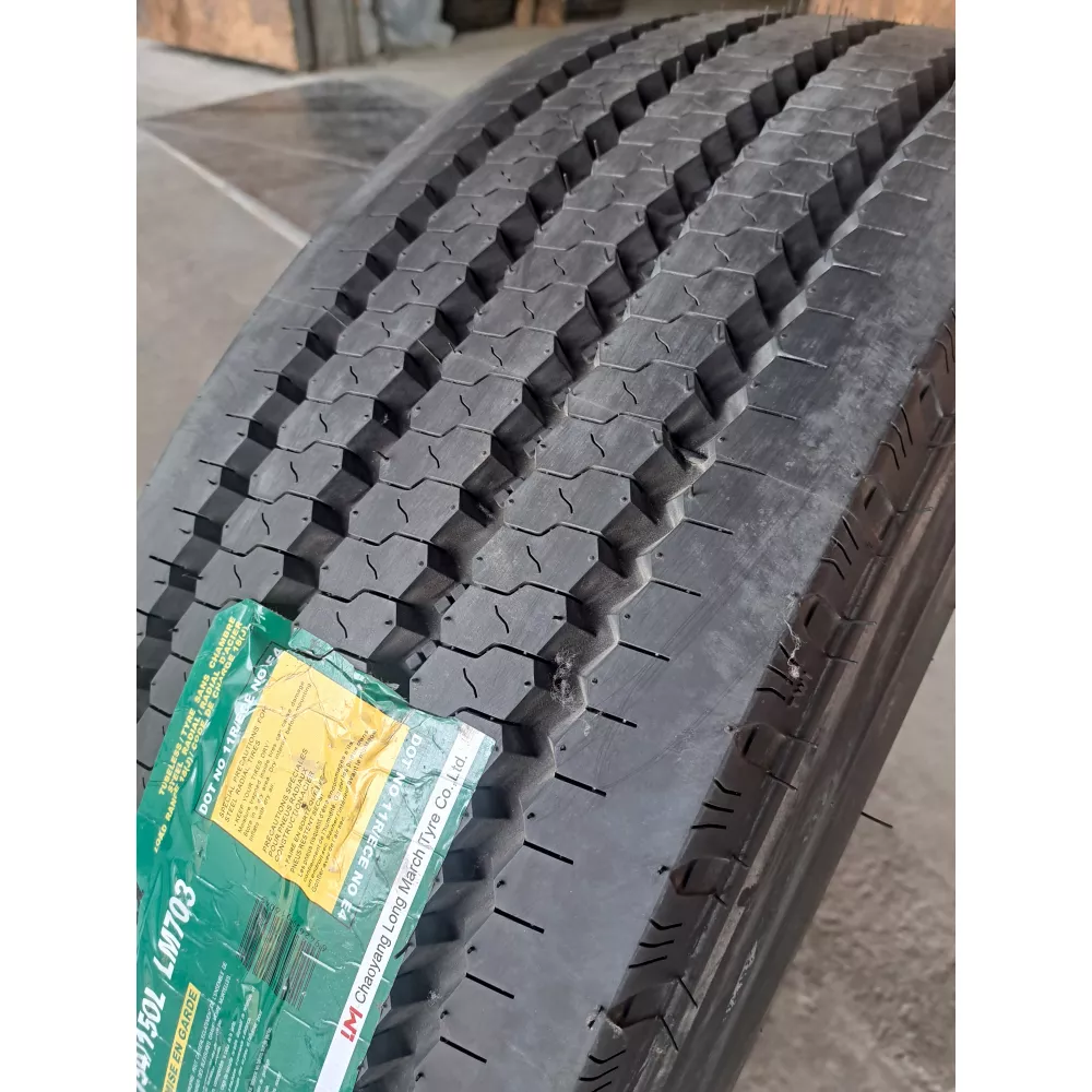 Грузовая шина 315/70 R22,5 Long March LM-703 18PR в Соликамске