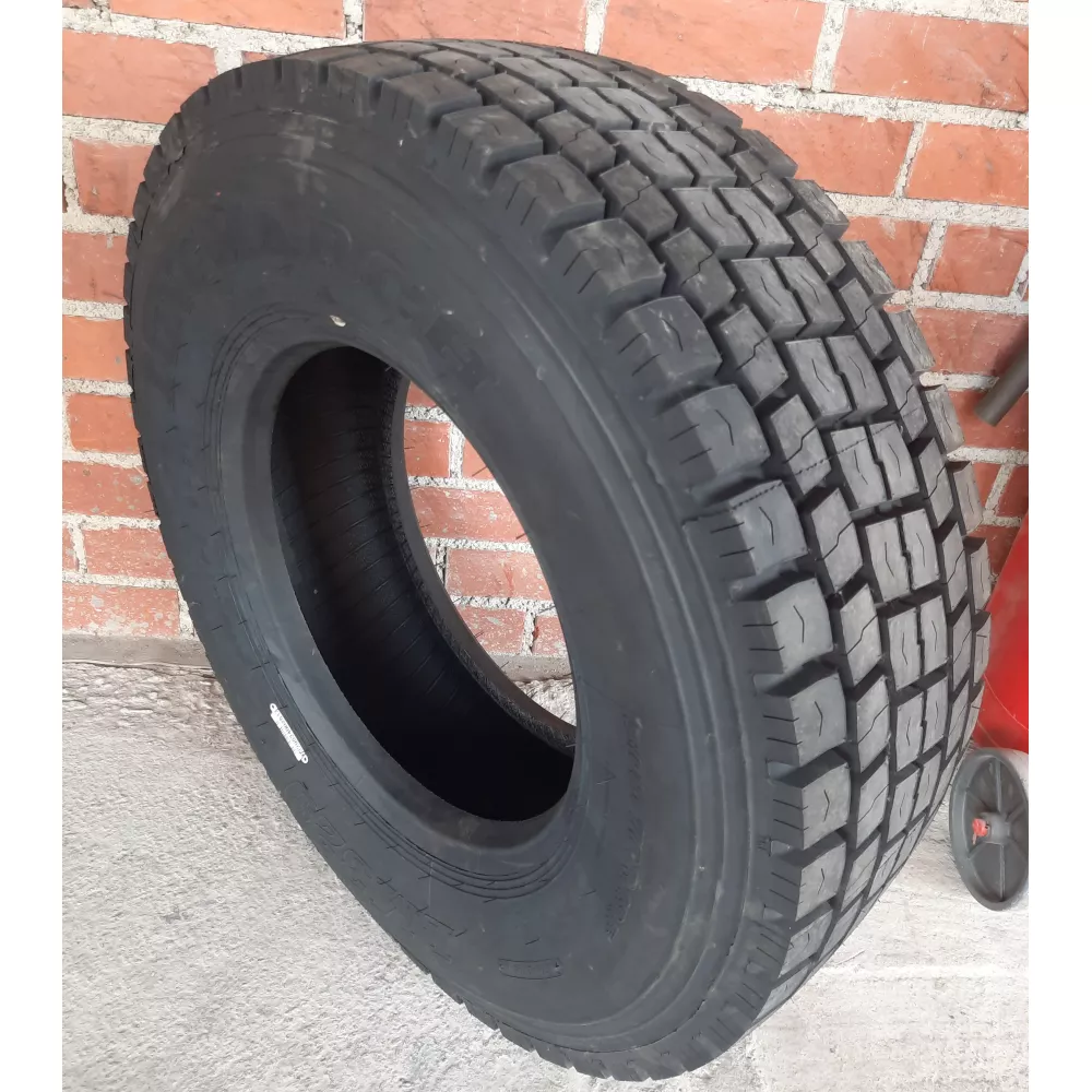 Грузовая шина 305/70 R19,5 Long March LM-329 18PR в Соликамске